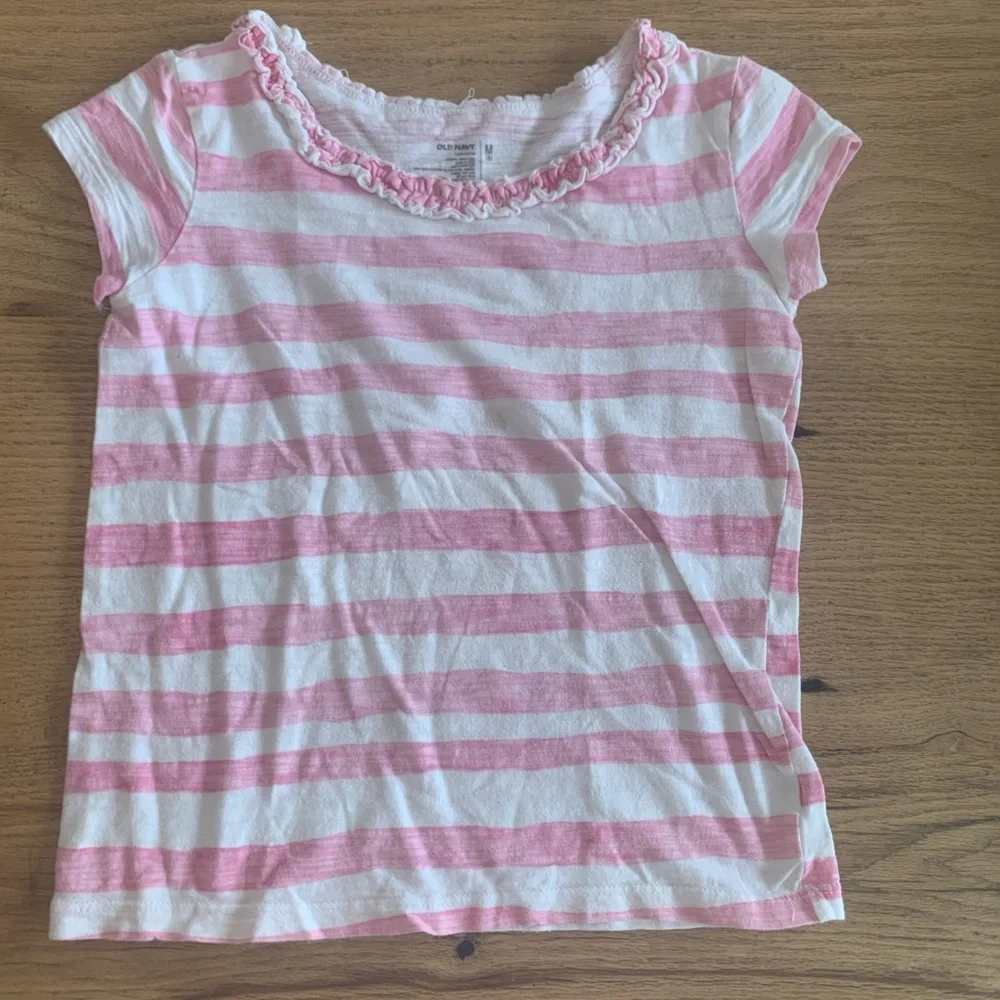 Old Navy Striped Short Sleeve Tee Shirt Scoop Neck Ruffle girls Pink White 8 Pre